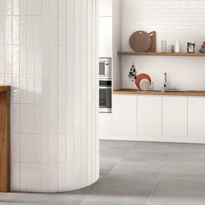 Ritmo White M7,5x30 e Grand Concrete Grey 60x60R